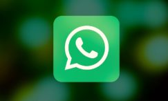 Scrivere uno status testuale su Whatsapp